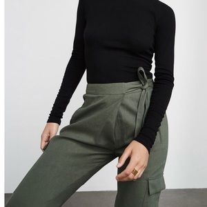 BCBG Luca cargo pants in green